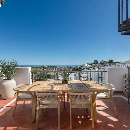 Gated Elegant Penthouse In Paraiso Pueblo Apartment